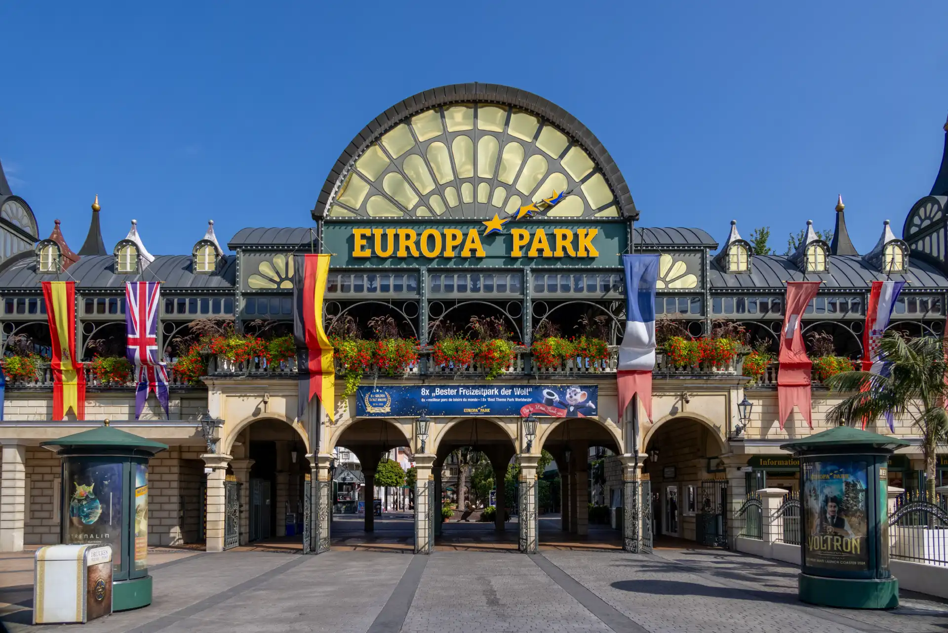 Europa-Park Rust, l’un des plus grands parcs d’attractions d’Europe avec ses attractions et ses univers thématiques