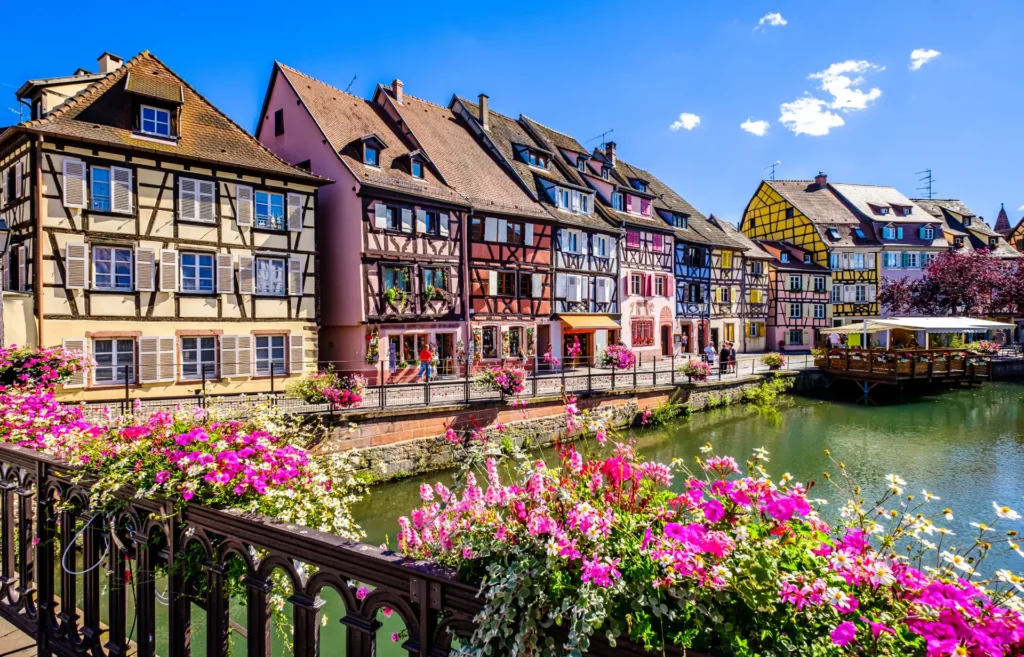 Découvrir Colmar, aussi appelée la « Petite Venise d'Alsace », la préfecture du Haut-Rhin